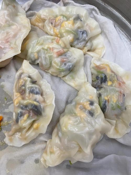 宝宝虾仁饺子怎么做？虾仁怎么处理？-图2