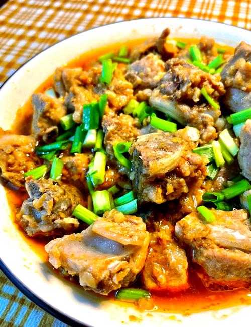 蒸骨肉怎么做好吃？家常做法有哪些？-图1