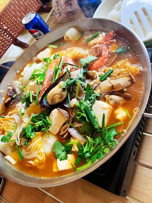 正宗韩式海鲜火锅,在家如何复刻?-图1 正宗韩式海鲜火锅,在家如何复刻?-图1