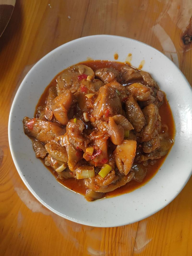 红烧圆茄子怎么做家常味更浓?-图1 红烧圆茄子怎么做家常味更浓?-图1