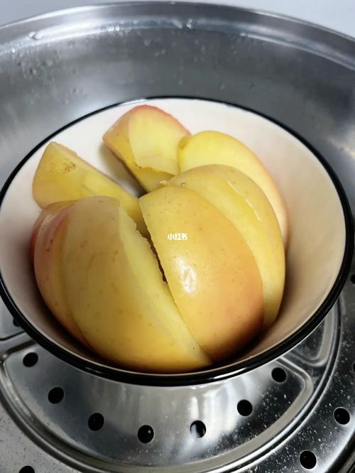 宝宝拉肚子吃蒸苹果能止泻吗?-图1 宝宝拉肚子吃蒸苹果能止泻吗?-图1