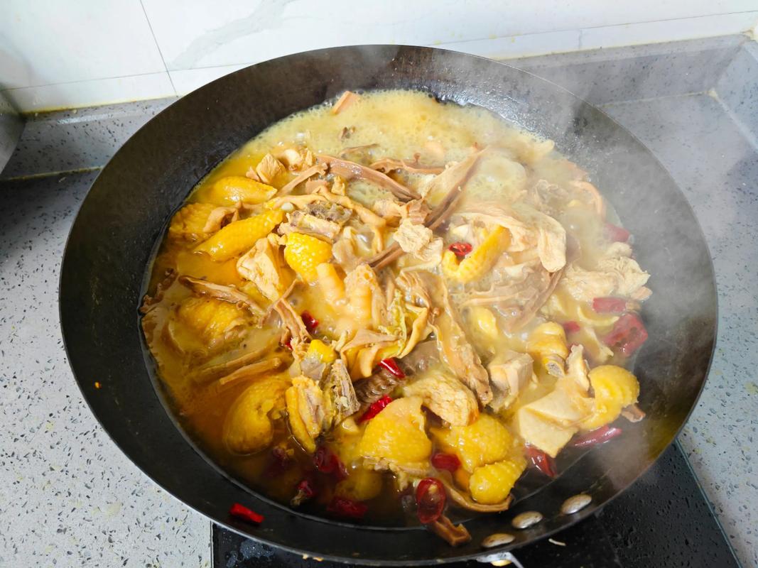 老土鸡怎么做才够味？家常做法有哪些？-图2