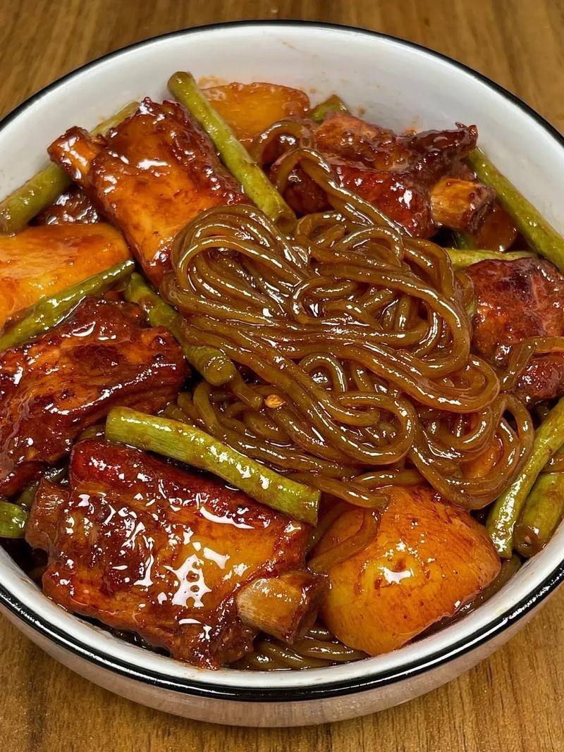 排骨粉丝怎么做?家常做法有哪些?-图1 排骨粉丝怎么做?家常做法有哪些?-图1