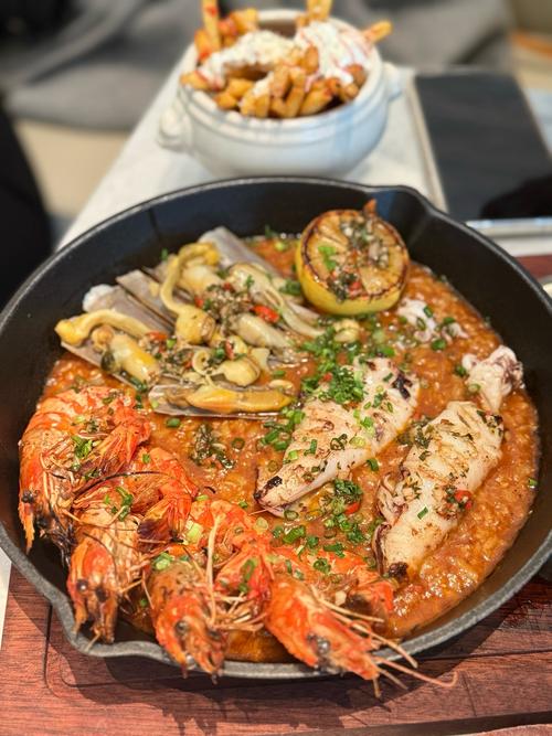 电饭煲能做出正宗西班牙海鲜饭吗？-图2