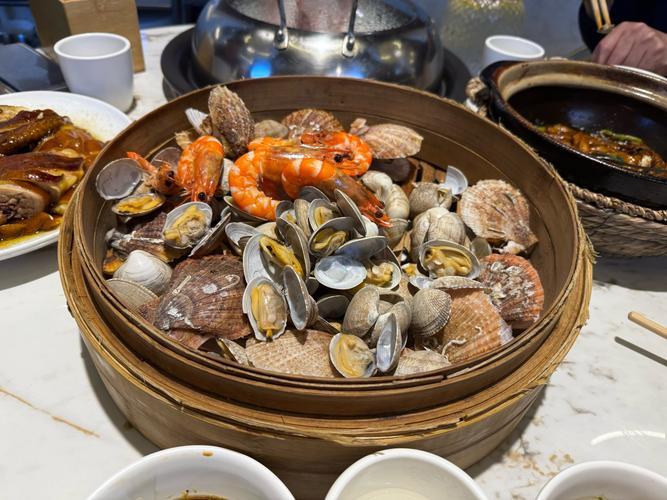 回龙观海鲜蒸汽火锅哪家强?-图1 回龙观海鲜蒸汽火锅哪家强?-图1