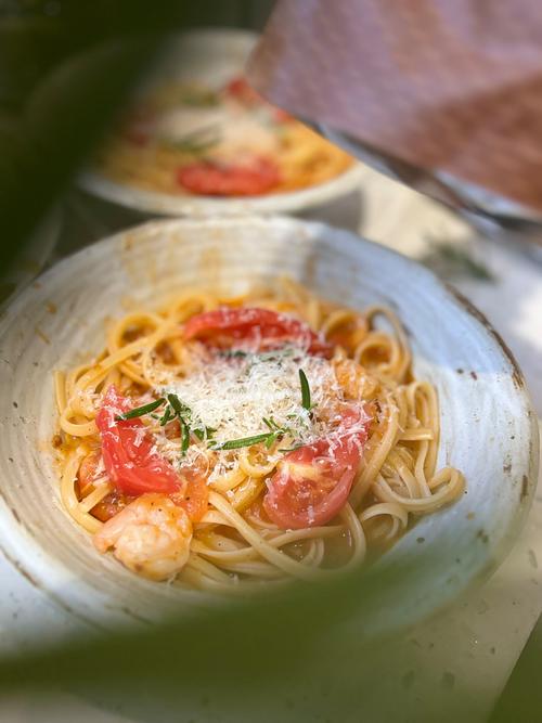 海鲜西红柿意大利面汤，鲜香浓郁怎么做？-图1