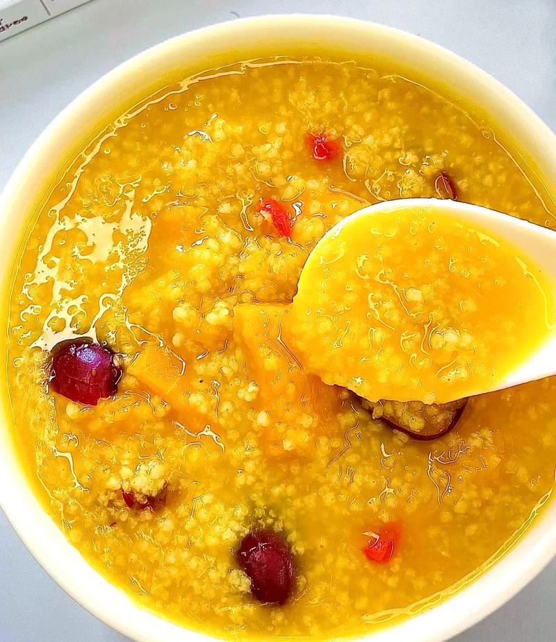 宝宝小米粥怎么煮更营养?-图2 宝宝小米粥怎么煮更营养?-图2