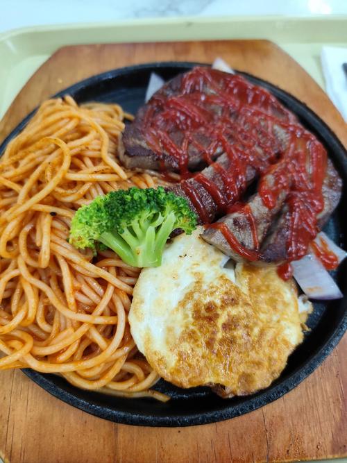 海鲜意面配牛排,如何搭配更出彩?-图1 海鲜意面配牛排,如何搭配更出彩?-图1