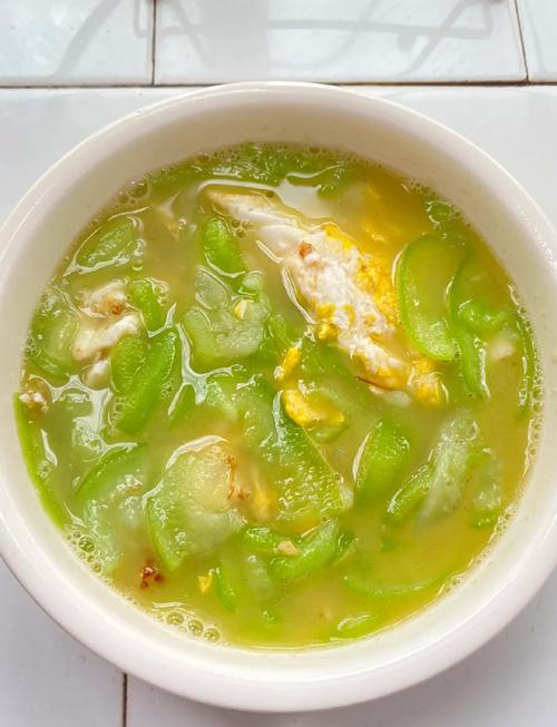 瓜丝蛋清汤的家常做法-图1