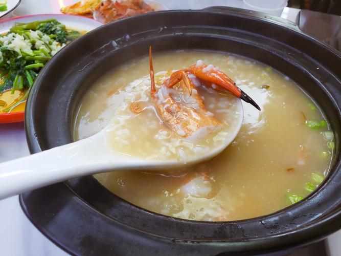 冰冻海鲜能做海鲜粥吗？-图2