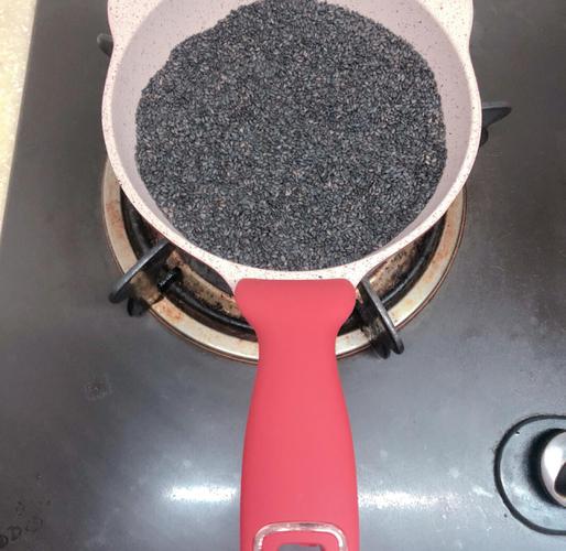 宝宝辅食核桃酱的做法-图1