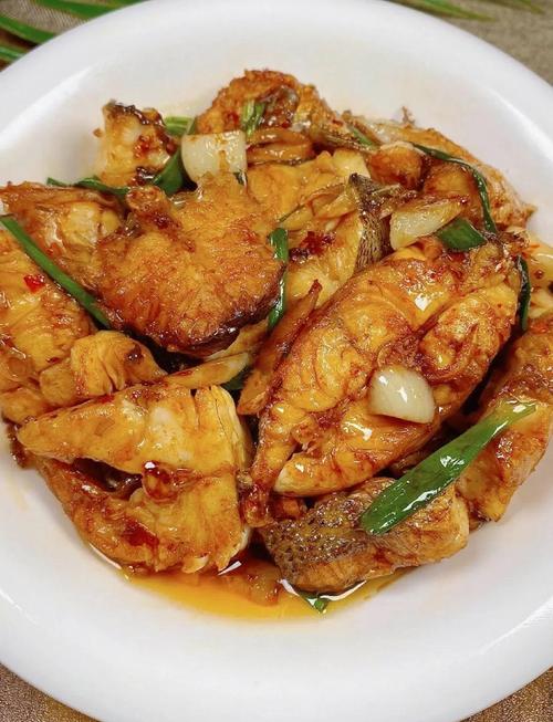 小煎鱼怎么做？家常做法有哪些？-图3