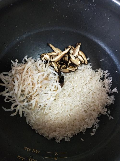 银鱼粥怎么做？家常做法有哪些？-图1