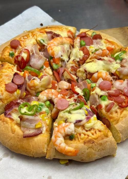 海鲜披萨里都有哪些海鲜？-图1