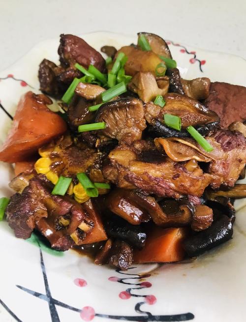 香菇排骨汤怎么做才够鲜？-图1