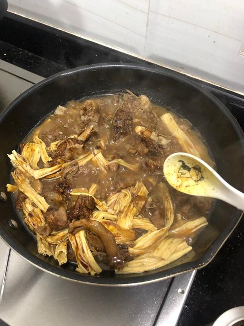 腐鹅怎么做？家常腐竹鹅做法大全？-图1