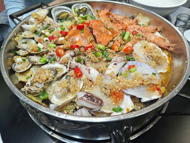 海鲜大咖锅怎么做？家常做法有哪些？-图1
