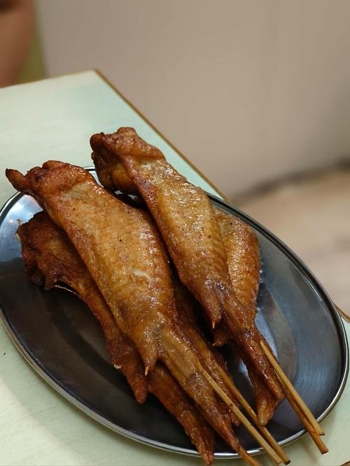 微波炉烤鸡翅怎么做才嫩？-图1