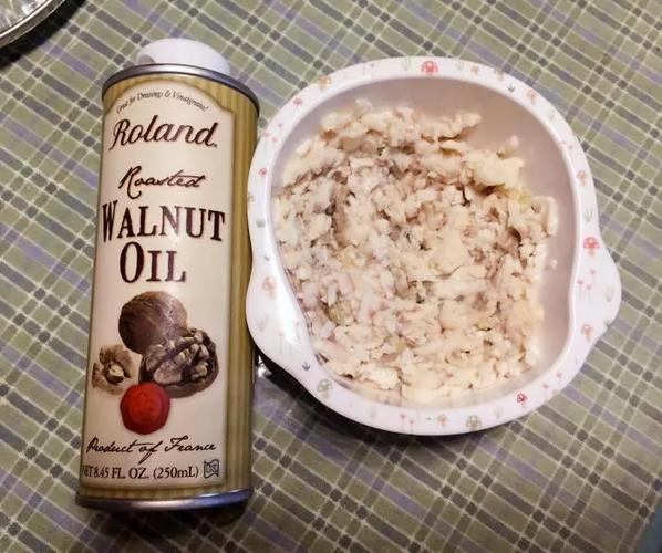 宝宝辅食鱼肉松怎么做？-图2